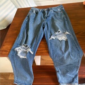 American eagle mom straight Jean Size 6